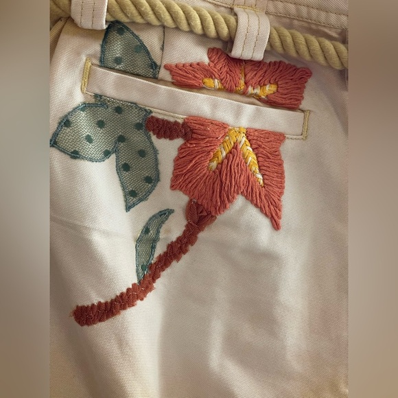 Free People We The Free NWOT Floral Electric Sands Embroidered Cropped Pants - Picture 11 of 16